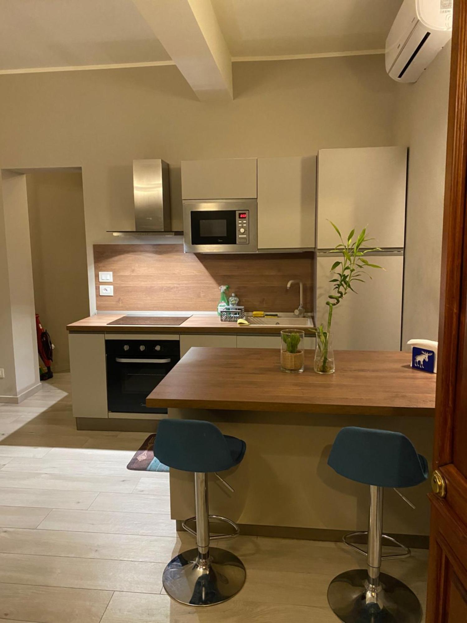 The Blue Nest Apartment Turin Bagian luar foto