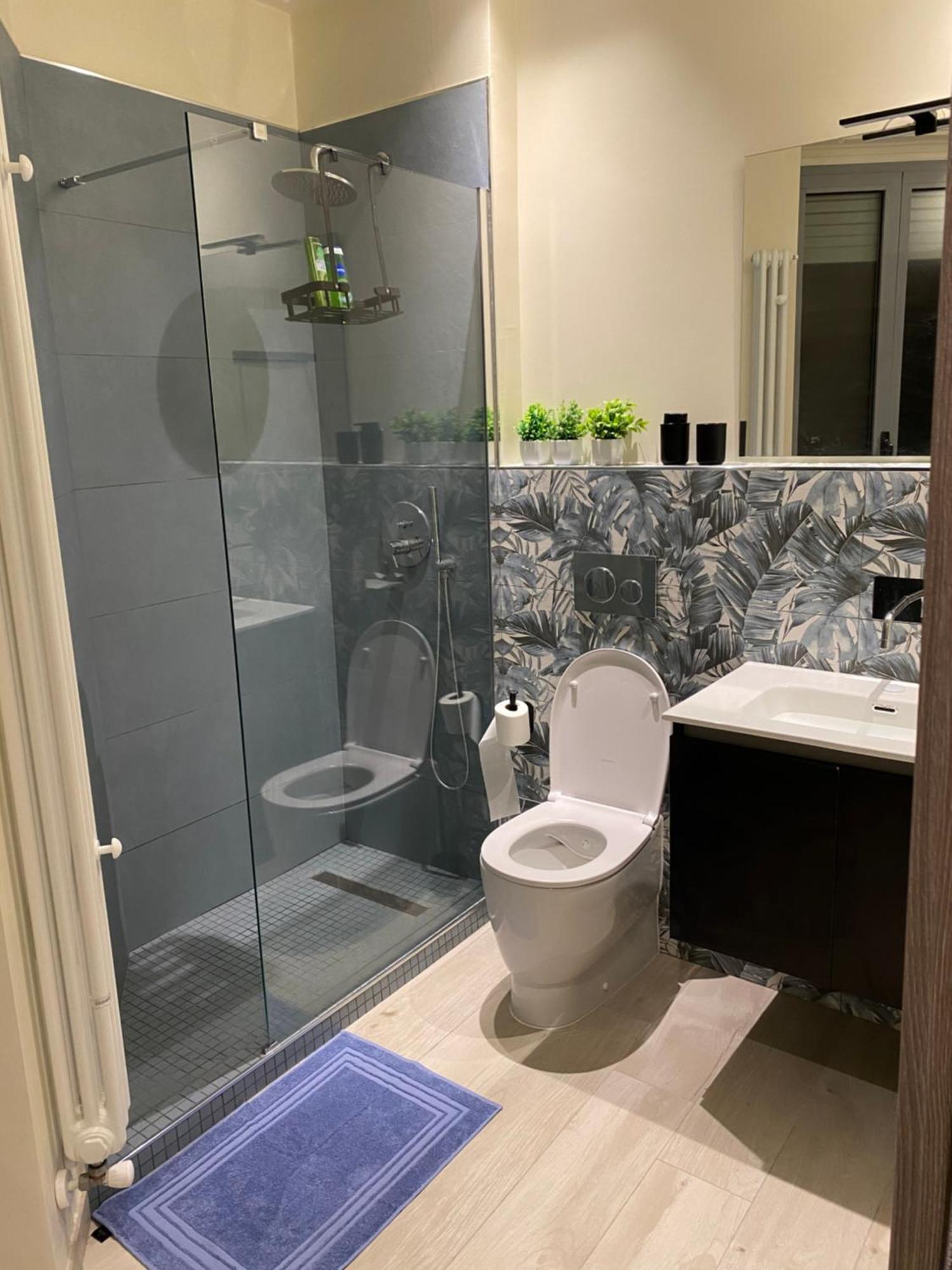 The Blue Nest Apartment Turin Bagian luar foto